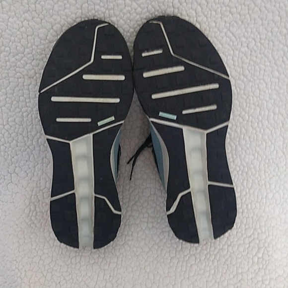 On Cloud Mens CloudHorizon Sneakers cloud  Horizon Waterproof. Only worn once! - Picture 10 of 15